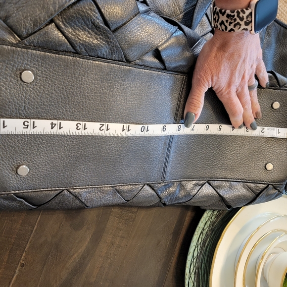 Cole Haan Beautiful gray Large purse - Picture 8 of 13